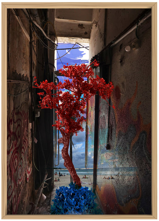 Opera fotografica di Norma Picciotto / Fine art photo by Norma Picciotto – collage digitale con albero rosso e cespuglio blu in un vicolo urbano che si apre sul mare / red tree and blue bush in an urban alley opening to the sea.